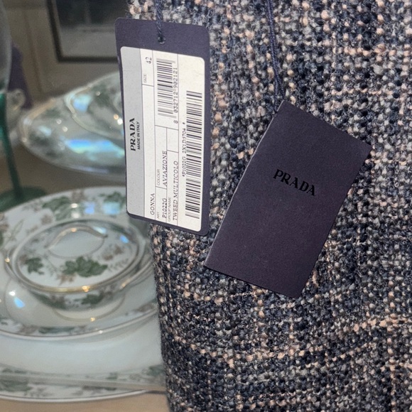 Prada Blue and Tan Wool Pencil Skirt - Picture 4 of 17